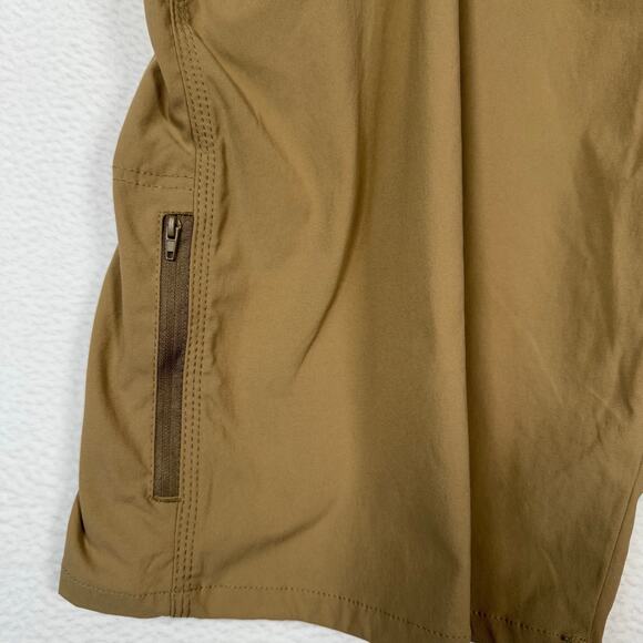 Wrangler Mens Performance Utility Flex Waist Shorts Comfort Outdoor size 46 Tan - Picture 9 of 11